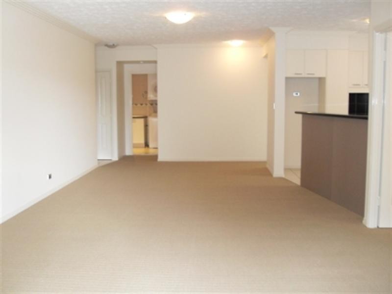 9/9 Newstead Avenue, Newstead QLD 4006