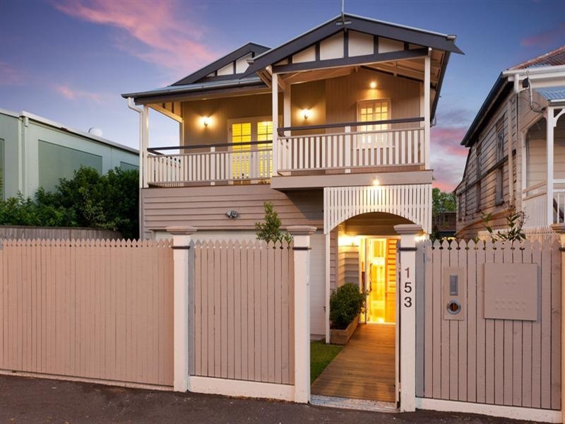 153 Merthyr Road, New Farm QLD 4005