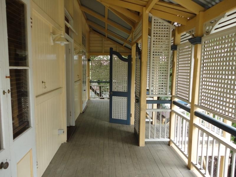 253 Hudson Road, Wooloowin QLD 4030