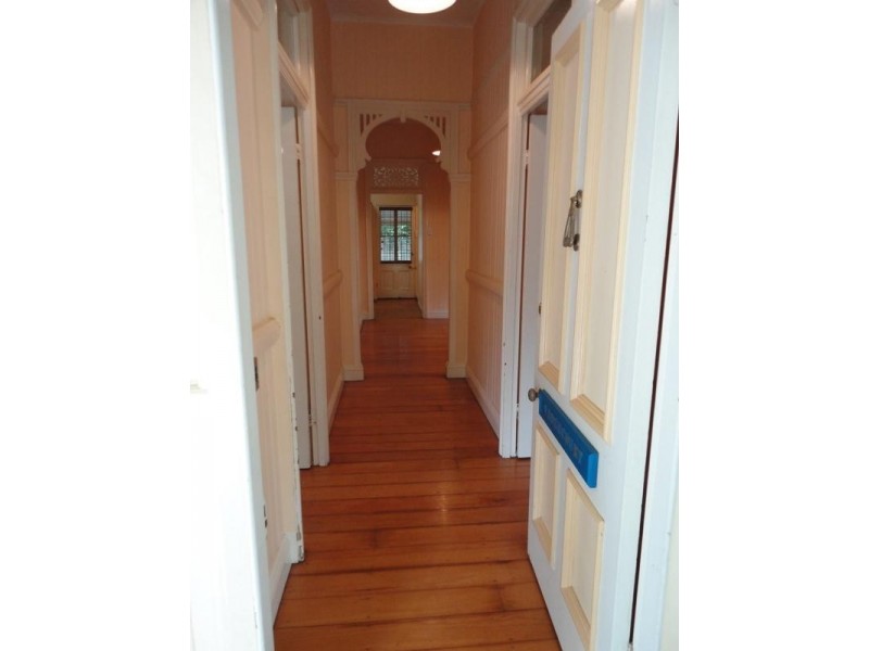 253 Hudson Road, Wooloowin QLD 4030