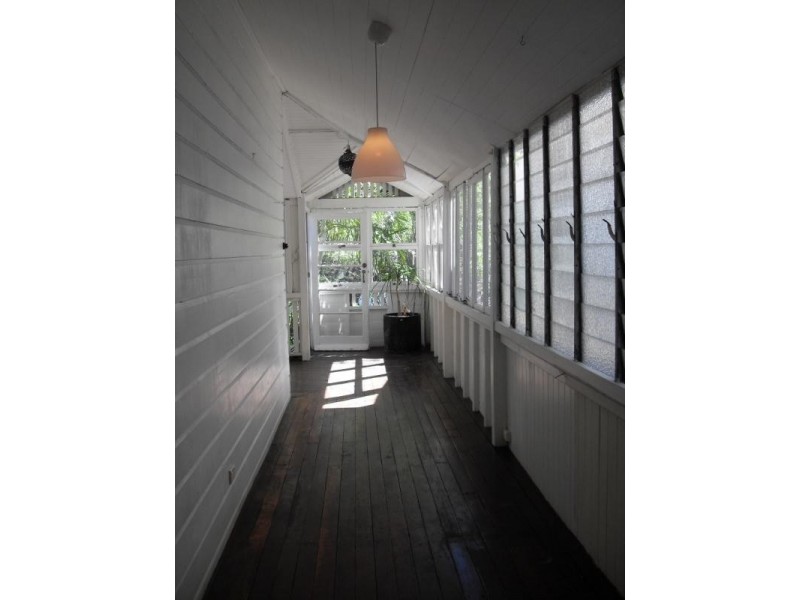 311 Harcourt Street, New Farm QLD 4005