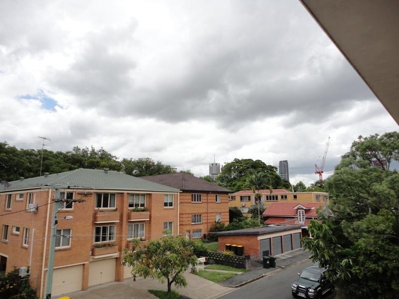 8/46 Merthyr Road, New Farm QLD 4005