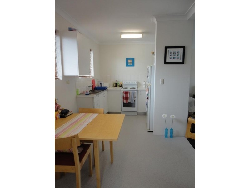 8/46 Merthyr Road, New Farm QLD 4005