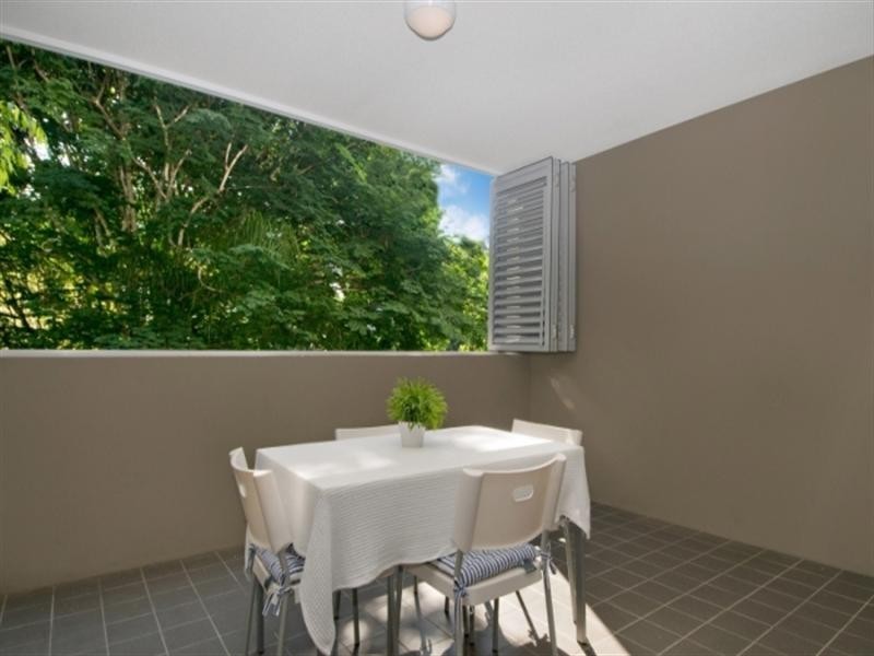 306/71 Beeston Street, Teneriffe QLD 4005