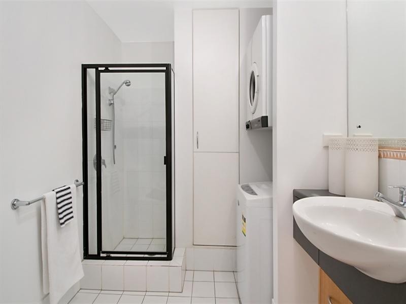 53 Vernon Terrace, Teneriffe QLD 4005