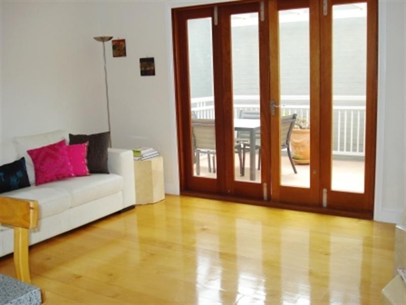 60 Chester Street, Newstead QLD 4006