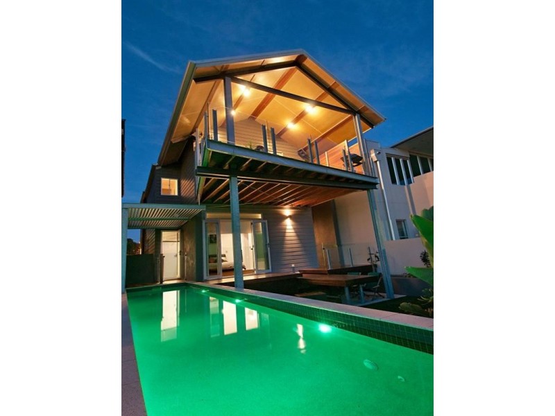 16 Mountjoy Street, Spring Hill QLD 4000