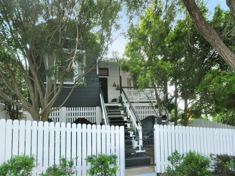 52 Didsbury Street, East Brisbane QLD 4169