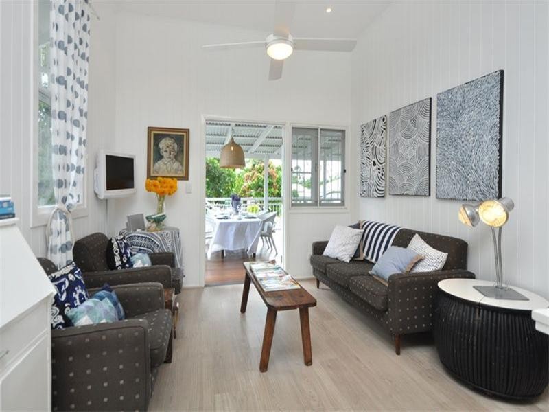 52 Didsbury Street, East Brisbane QLD 4169