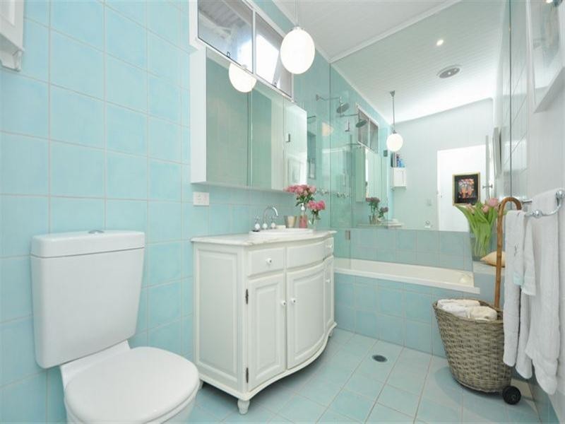 52 Didsbury Street, East Brisbane QLD 4169