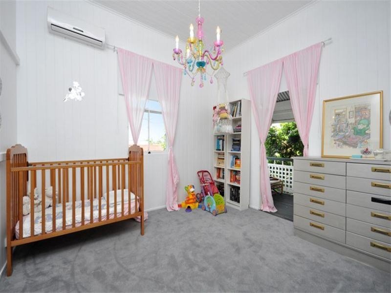 52 Didsbury Street, East Brisbane QLD 4169