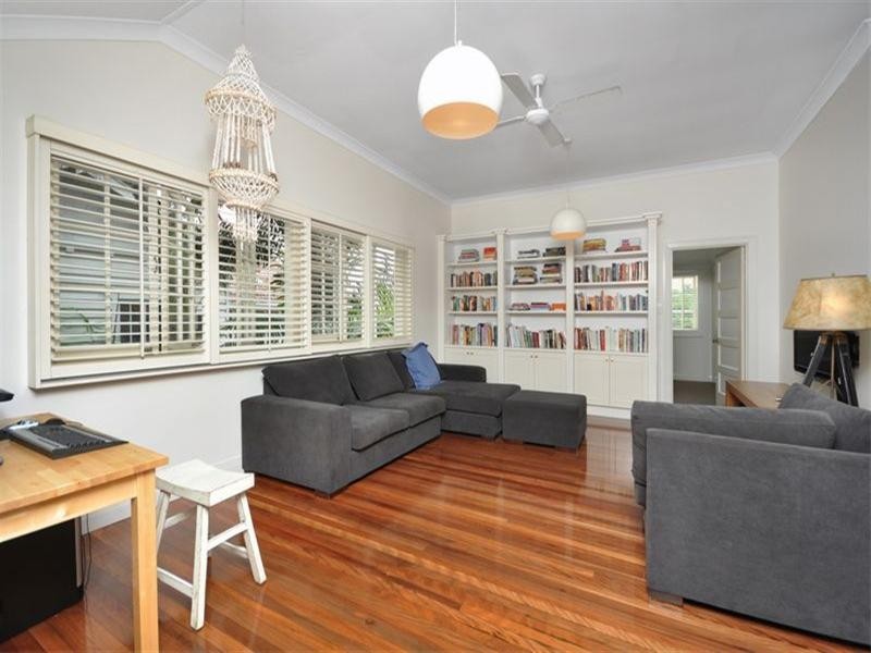 86 Enderley Road, Clayfield QLD 4011