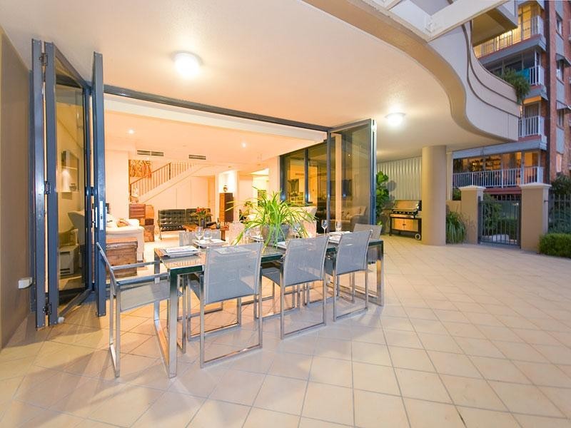 1/76 Thorn Street, Kangaroo Point QLD 4169