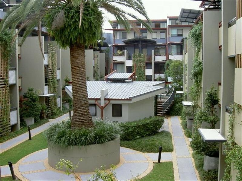 Unit 101 Corner Dath St & Vernon Terrace, Teneriffe QLD 4005