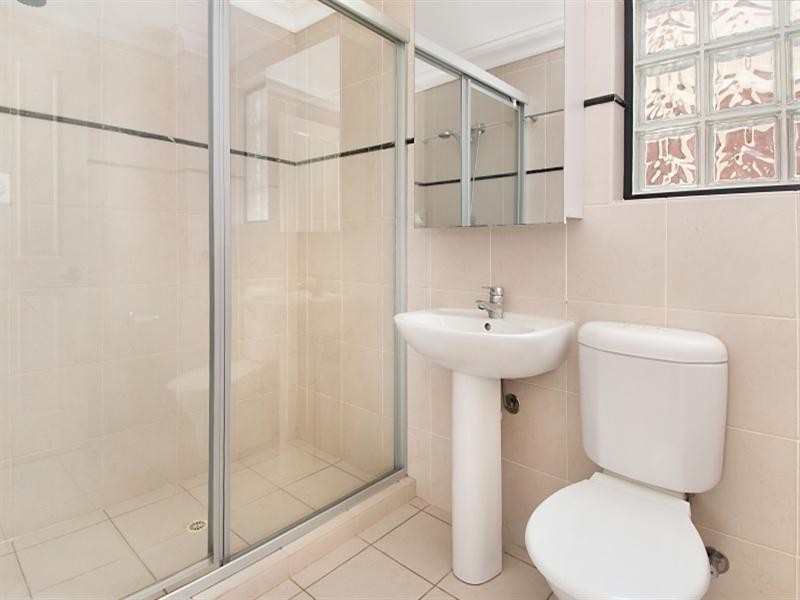 9/9 Newstead Avenue, Newstead QLD 4006