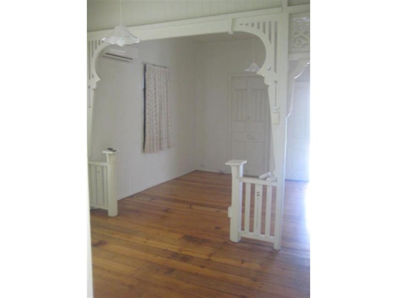 2 Gordon Street, Teneriffe QLD 4005