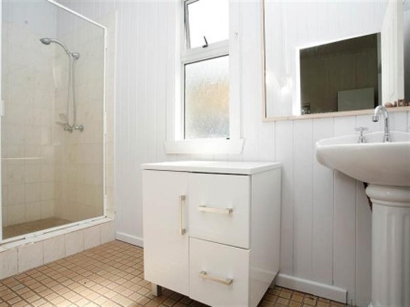 78 Gracemere Street, Newmarket QLD 4051