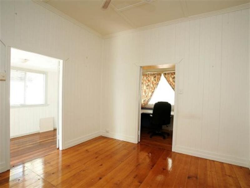 78 Gracemere Street, Newmarket QLD 4051