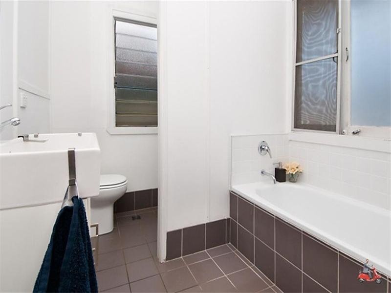 150 Warry Street, Spring Hill QLD 4000