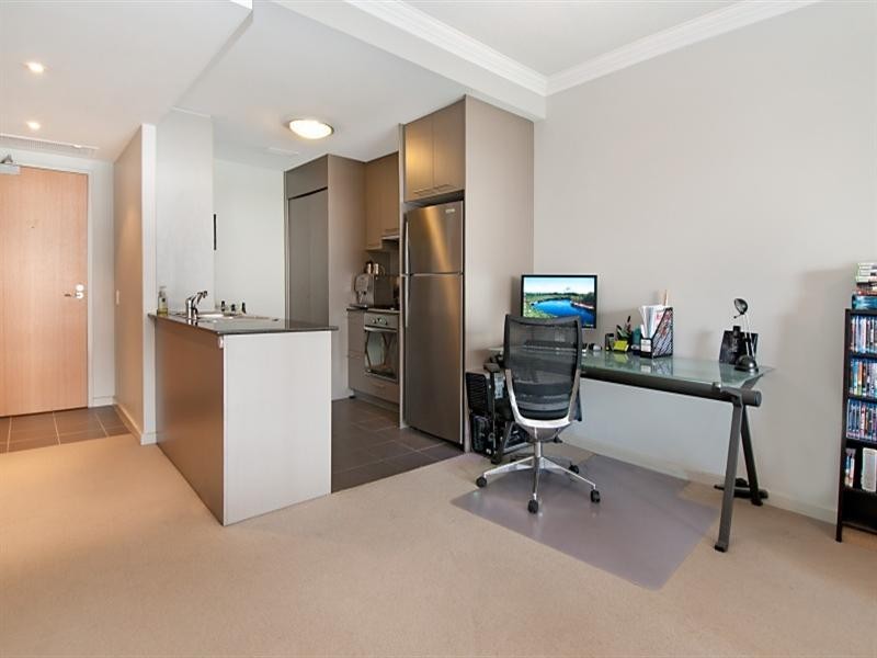 2605/141 Campbell Street, Bowen Hills QLD 4006