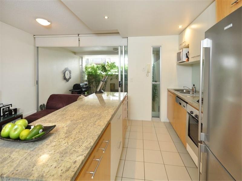 3/8-12 Macquarie Street, Teneriffe QLD 4005