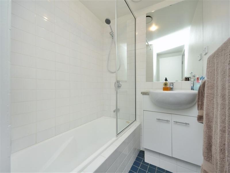 3/8-12 Macquarie Street, Teneriffe QLD 4005