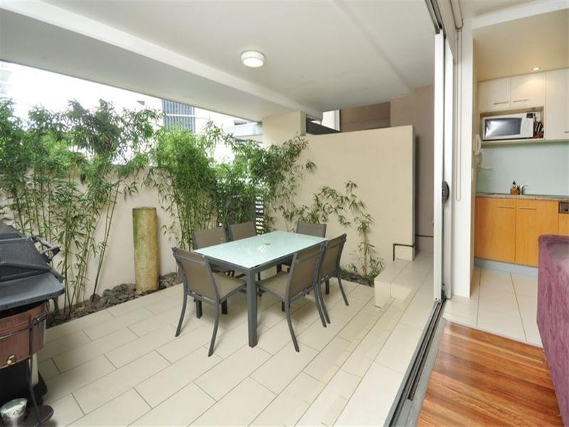 3/8-12 Macquarie Street, Teneriffe QLD 4005