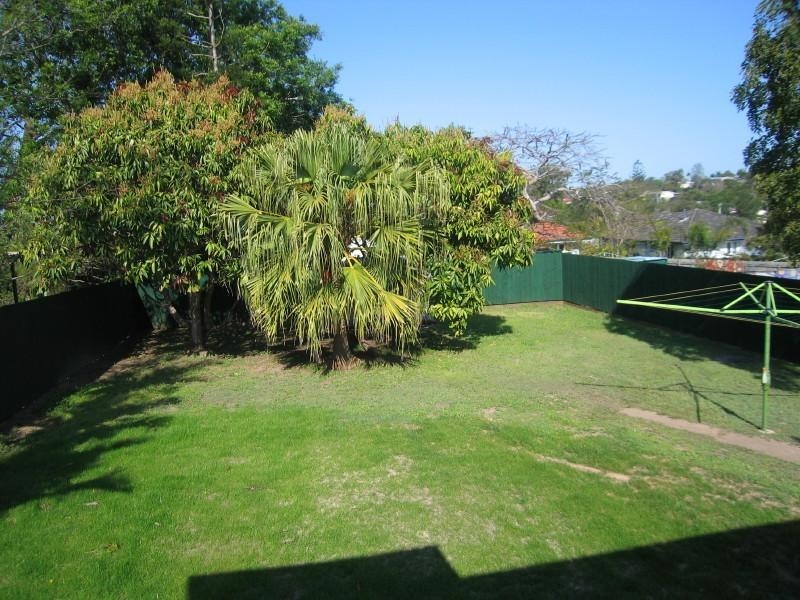 33 Rutherford Street, Stafford Heights QLD 4053