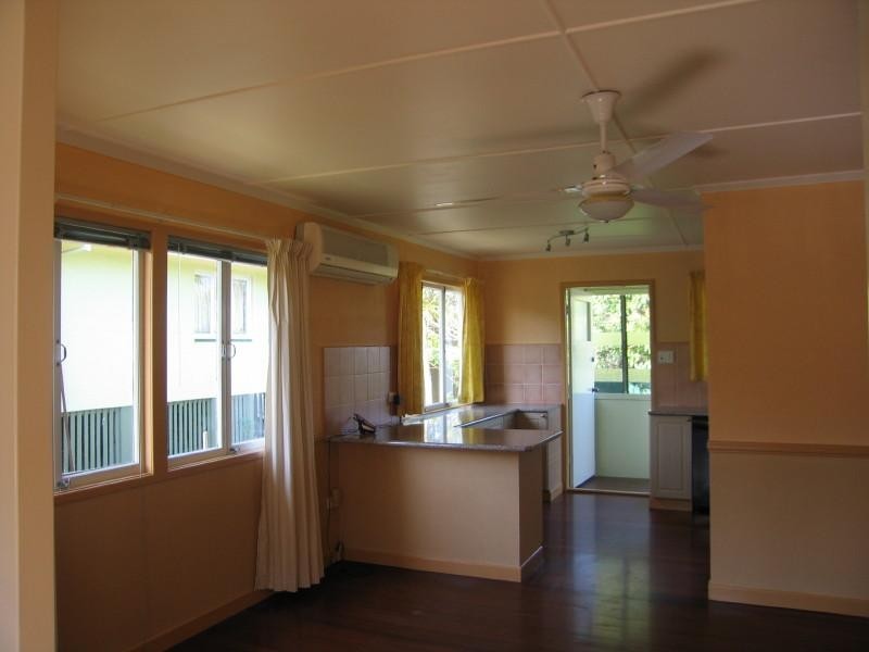 33 Rutherford Street, Stafford Heights QLD 4053