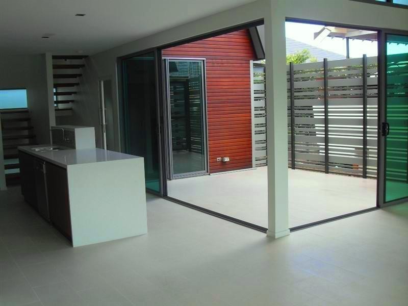 11 Merthyr Road, New Farm QLD 4005