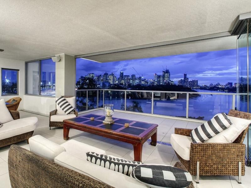 5/68 Lower River Terrace, Kangaroo Point QLD 4169