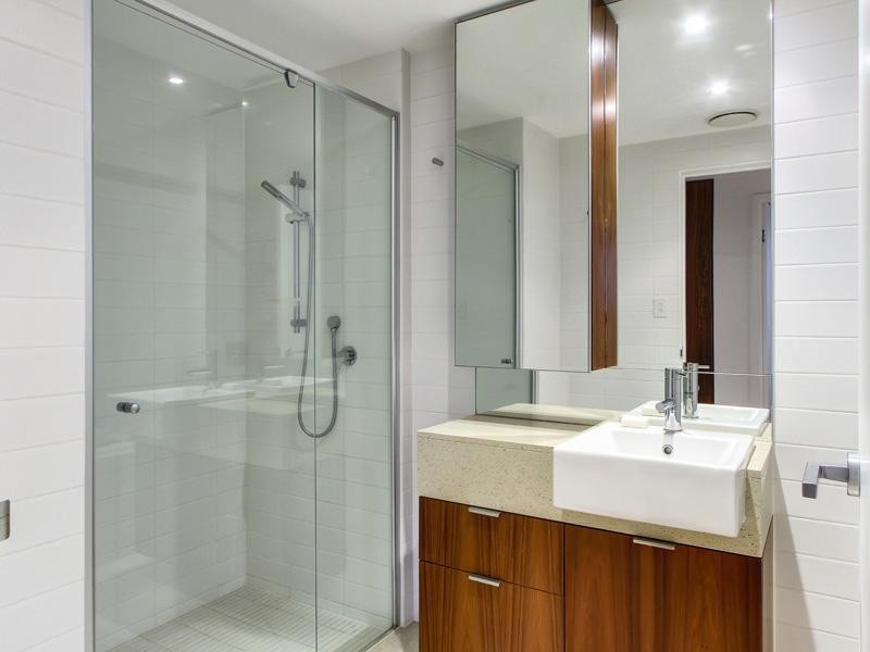 10 Pidgeon Close, West End QLD 4101