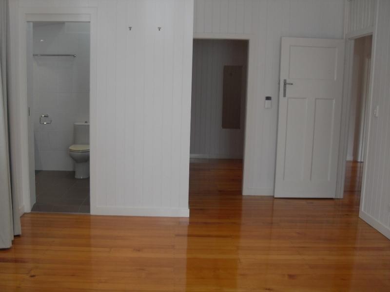 51 Woodville Street, Hendra QLD 4011