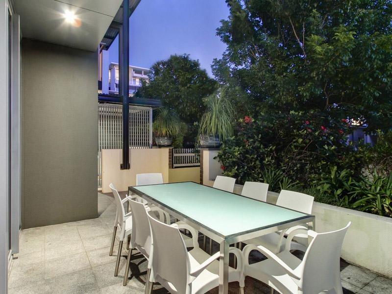 3003/30 Hollins Cresent, New Farm QLD 4005