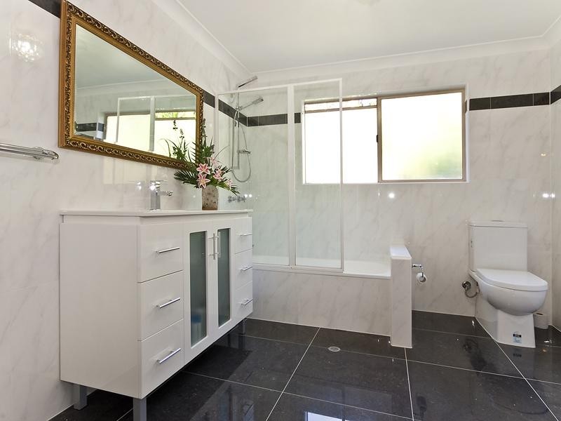 120 Laxton Road, Pallara QLD 4110