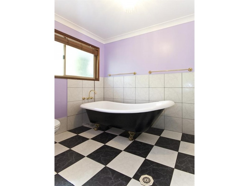 120 Laxton Road, Pallara QLD 4110