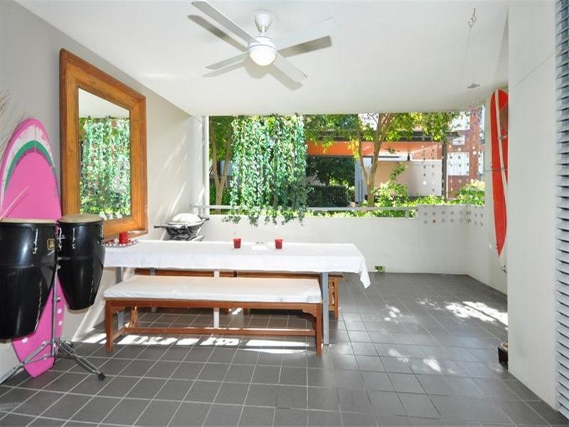 201/71 Beeston Street, Teneriffe QLD 4005