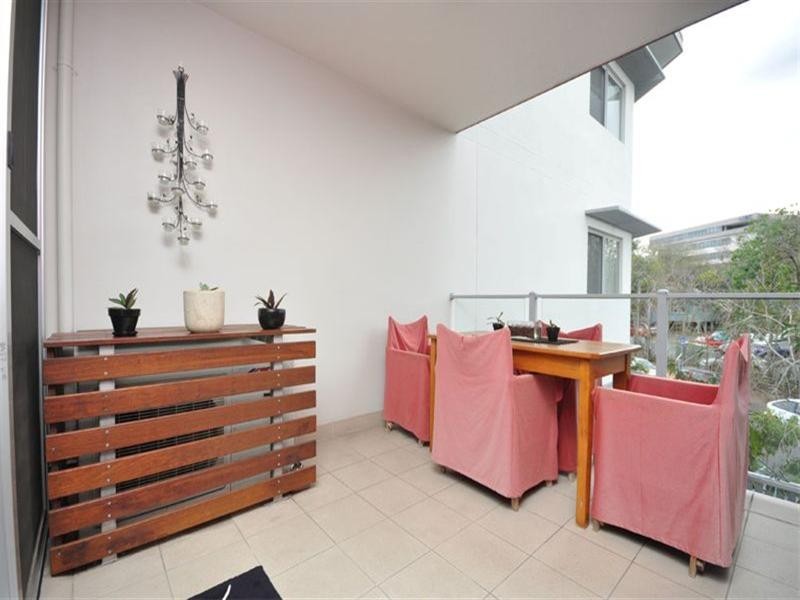 202/333 Water Street, Fortitude Valley QLD 4006