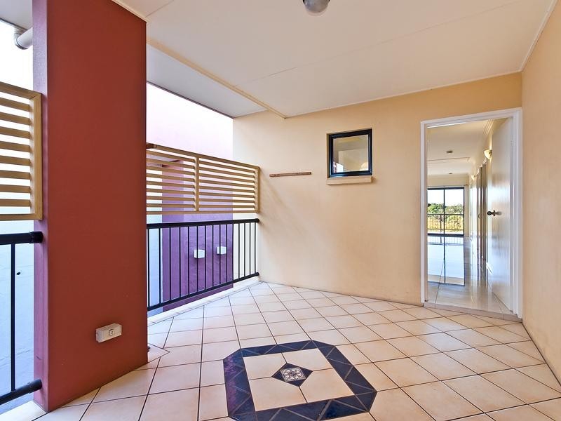 9/124 Sydney Street, New Farm QLD 4005