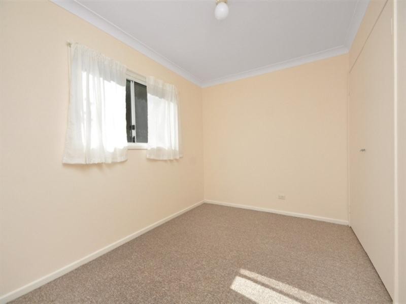 12 Jillian Street, Chapel Hill QLD 4069