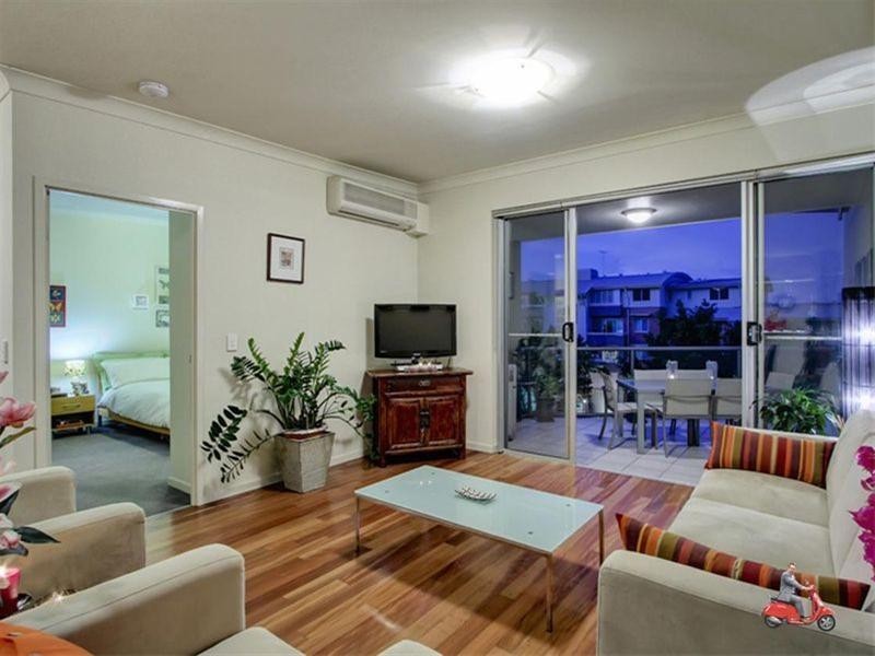 10 Vernon Terrace, Teneriffe QLD 4005