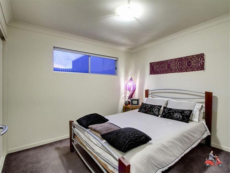 10 Vernon Terrace, Teneriffe QLD 4005