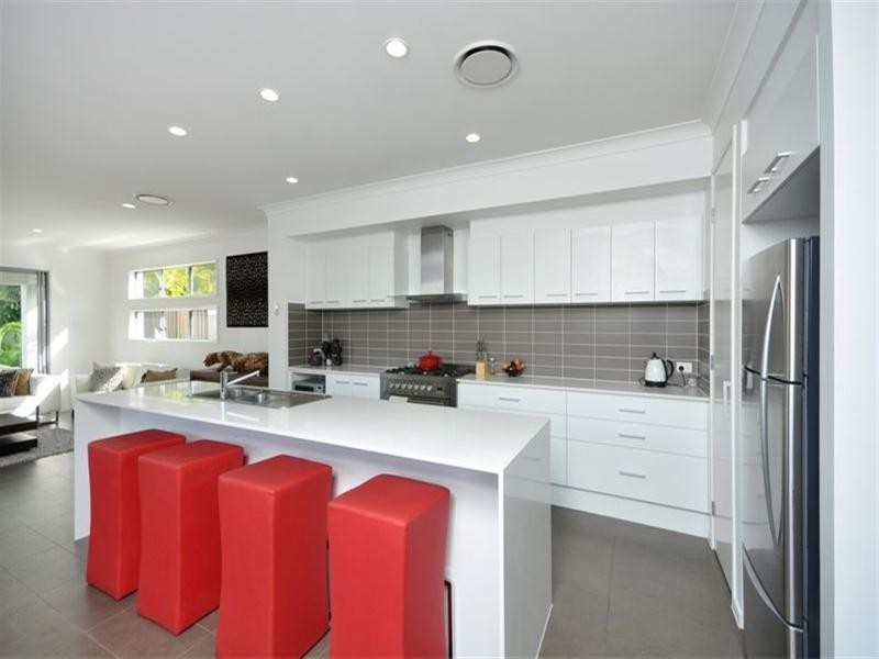 119 Raceview Avenue, Hendra QLD 4011