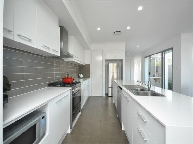 119 Raceview Avenue, Hendra QLD 4011