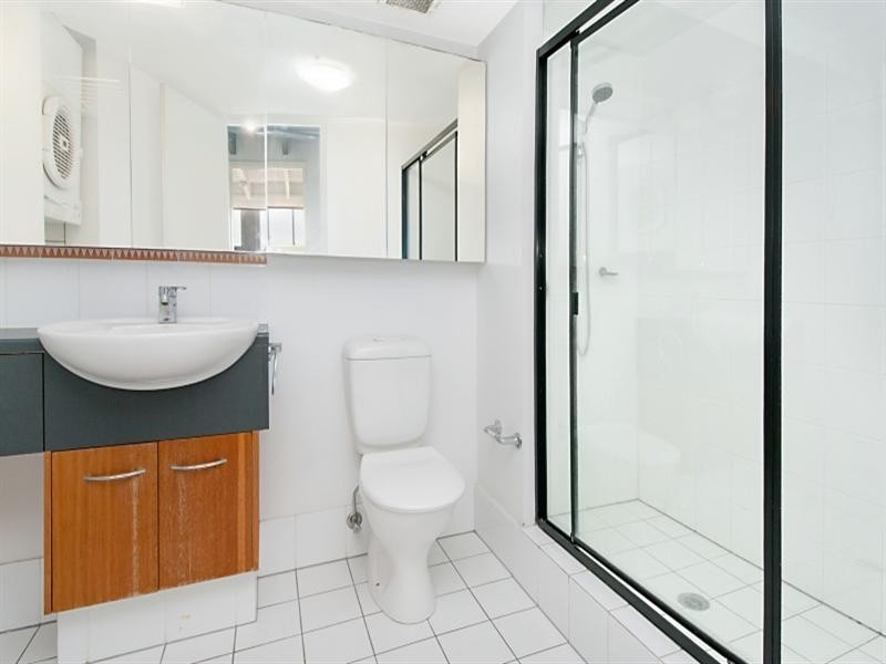 103/53 Vernon Terrace, Teneriffe QLD 4005