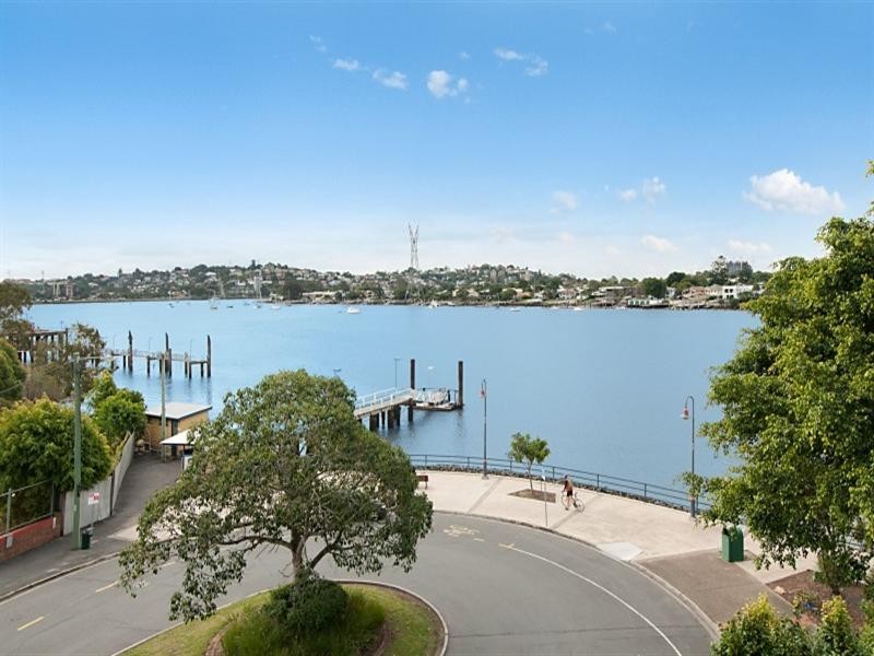 103/53 Vernon Terrace, Teneriffe QLD 4005