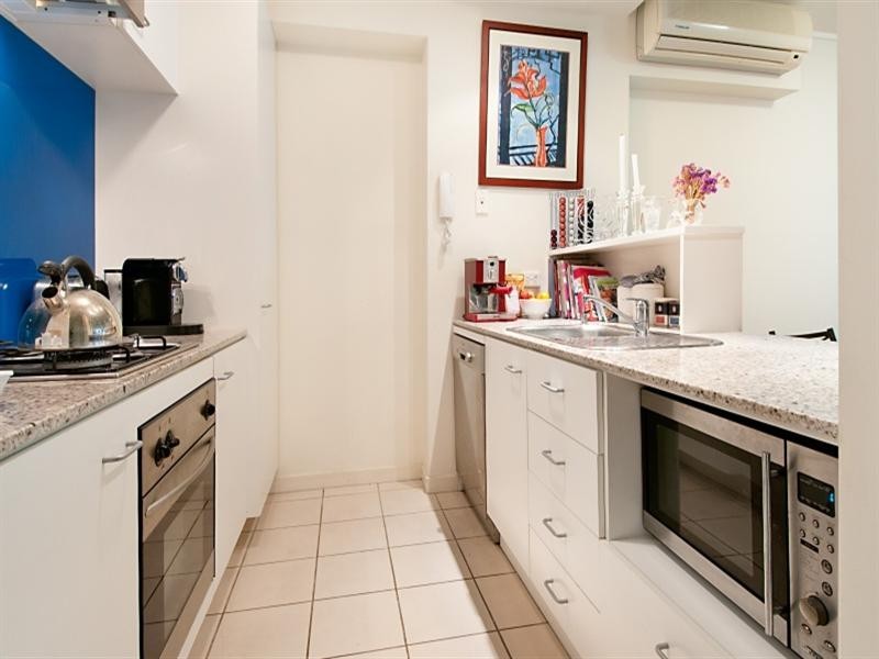 204/71 Beeston Street, Teneriffe QLD 4005