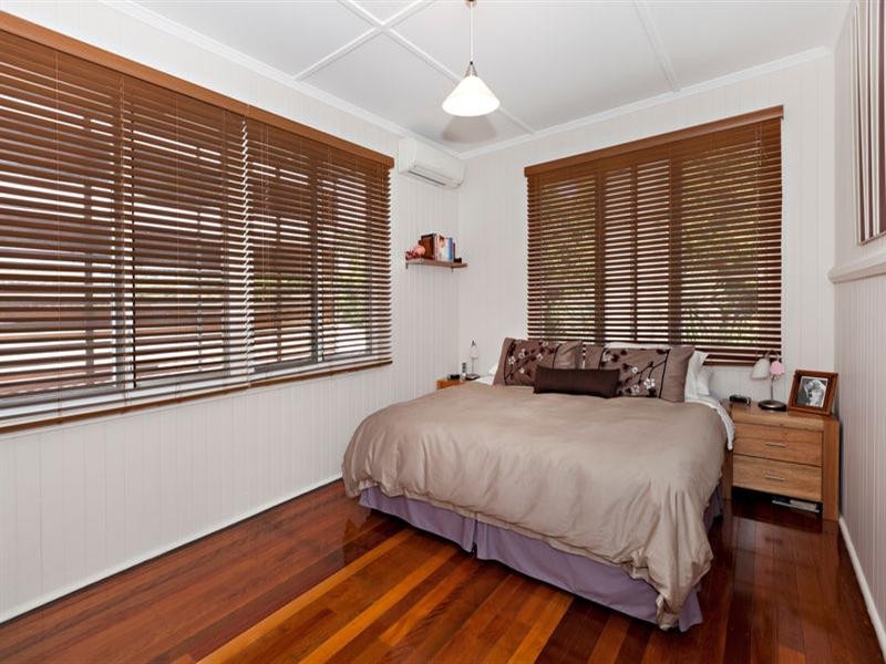 10 Browns Dip Road, Enoggera QLD 4051