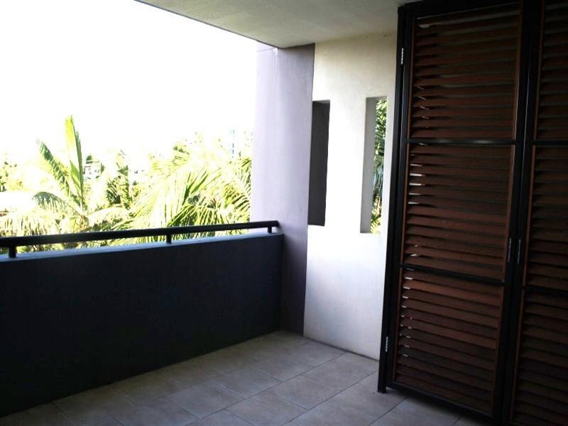 38/26 Holland Street, Toowong QLD 4066