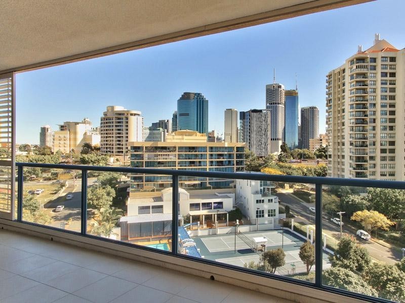 43/55 Darragh Street (Ferry Street), Kangaroo Point QLD 4169